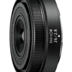 Optique Nikkor Z 26mm F2.8 - CF: 0.66 ft / 0.20m - Ø52 mm